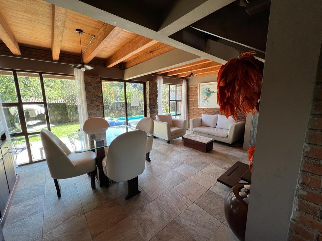 Villa Casa Ndomi à Valle de Bravo Extérieur photo